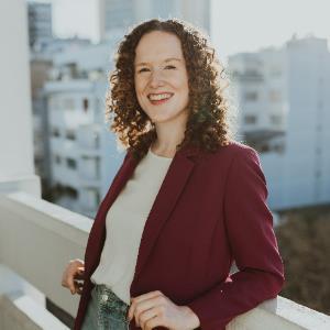 10657808 | Tutor in Essay Writing | 10657229