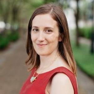 10862021 | Tutor in Essay Writing, Literature | 10861438