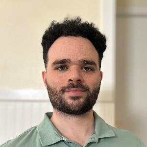 12370121 | Tutor in Calculus, Chemistry | 12369371
