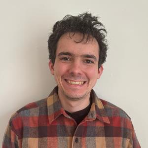 12802614 | Tutor in Essay Writing, Physics, Statistics | 12801656