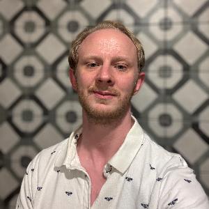 13482051 | Tutor in Essay Writing | 13481052