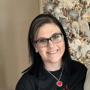 5470364 | Tutor in English, Essay Writing, Literature | 5470416