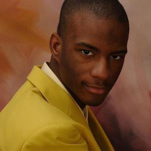 7076151 | Tutor in English, Literature | 7076203