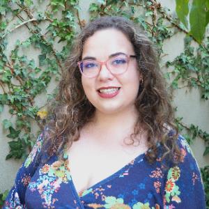 8979524 | Tutor in Essay Writing | 8979574